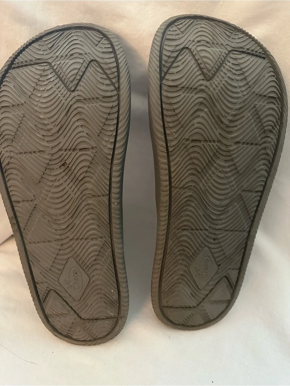 Chaco Women’s W9 Gray Adjustable Strap Slide Sandals Outdoor Comfort Shoes